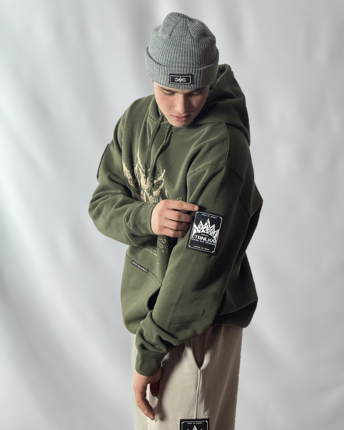 Kingpin Peaks Hoodie [Kalamata]